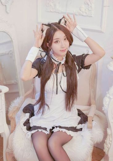 女大学生2