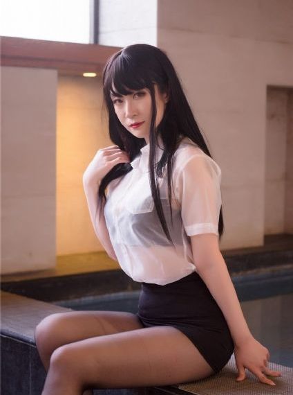 女仆教育没落贵族琉璃川