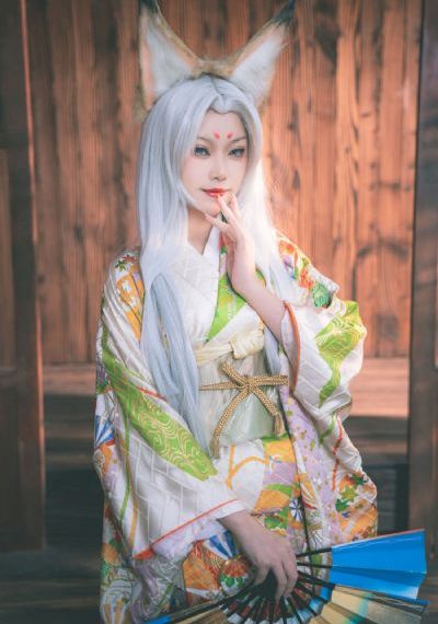 诱人的极品女邻居hd