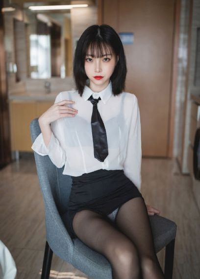 为丈夫升职与部长上司