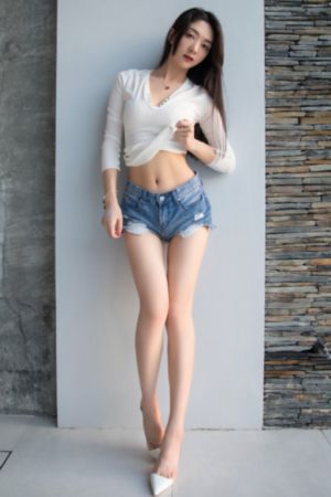 极品美女免费视频播放