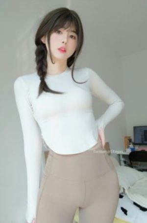 从后面挺进朋友未婚妻视频