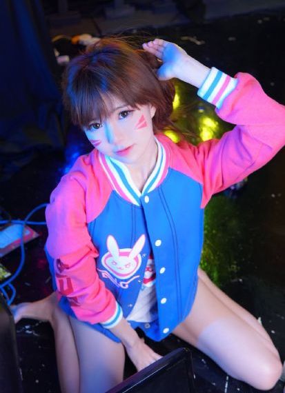 《云边有个小卖部》电影