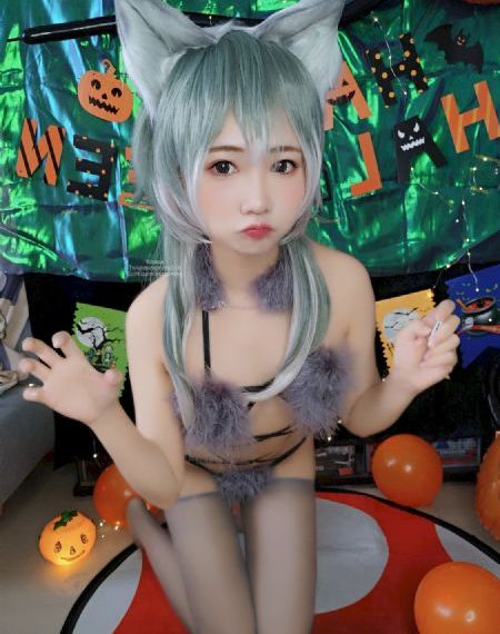 美女喷水视频